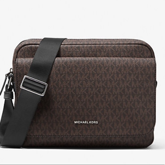 Michael Kors Cooper Unisex Messenger Camera Bag - Picture 1 of 6